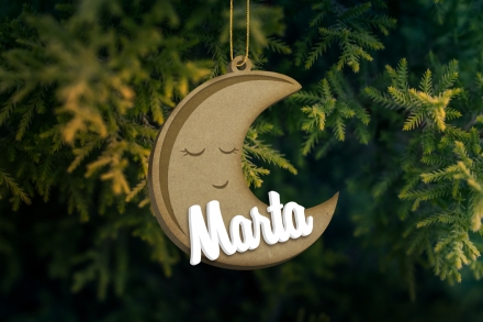 Lluna de Nadal personalitzada · Fusta gravada i metacrilat