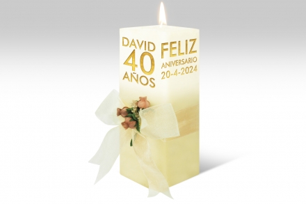 Espelma personalitzada per aniversari · 21,5 cm · Color Crema