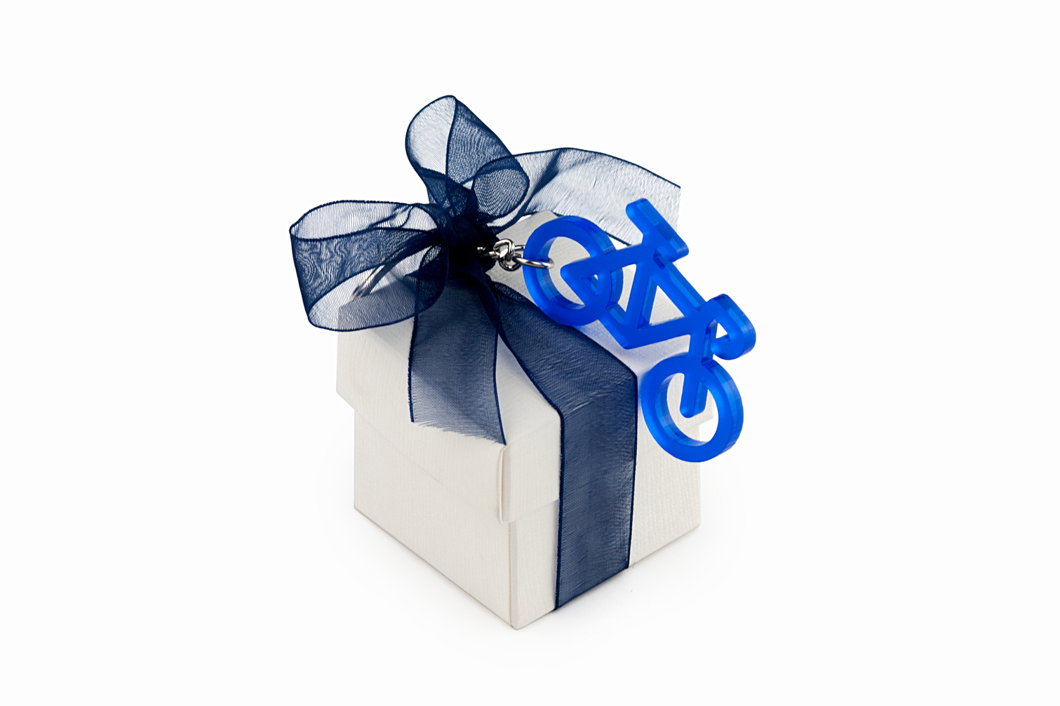 Caja blanca con llavero en forma de bicicleta azul para bautizo / Comunión / Boda